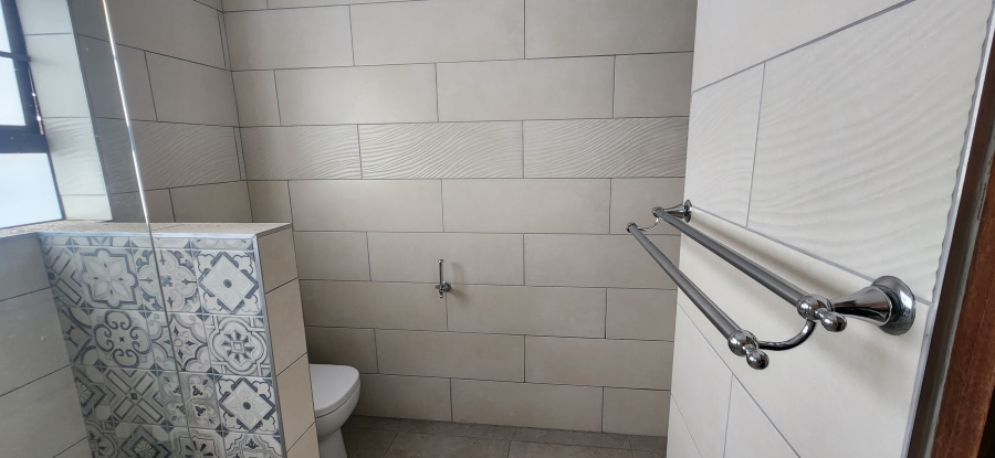 5 Bedroom Property for Sale in Dana Bay Western Cape